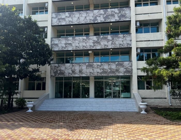 Парк-отель «Черноморец» Гудаута