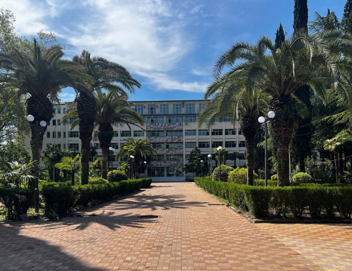 Парк-отель «Черноморец» Гудаута