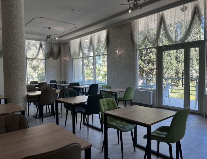 Рестораны и бары - Парк-отель «Черноморец» Гудаута