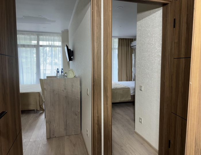 Семейный 3-местный 2-комнатный с балконом - Парк-отель «Черноморец» Гудаута