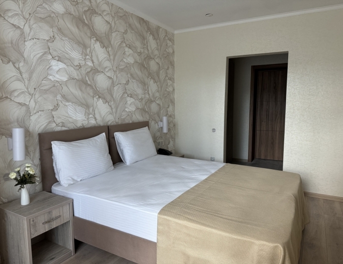 Улучшенный 2-местный 1-комнатный без балкона - Парк-отель «Черноморец» Гудаута