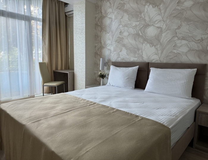 Улучшенный 2-местный 1-комнатный с балконом - Парк-отель «Черноморец» Гудаута